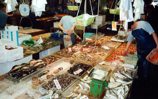 tohoku Matsushima fischgrossmarkt https://c1.staticflickr.com/7/6096/6215250698_f7a7a2a0cb_b.jpg